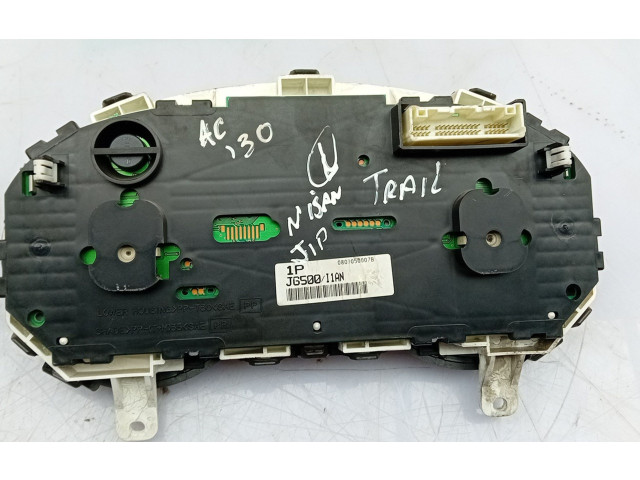 Přístrojová deska  Nissan X-Trail T30 2003   