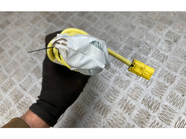 Подушка безопасности в сиденье Subaru Forester SJ