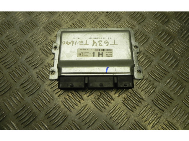 Блок управления двигателя 237D40396R   Renault Twingo III