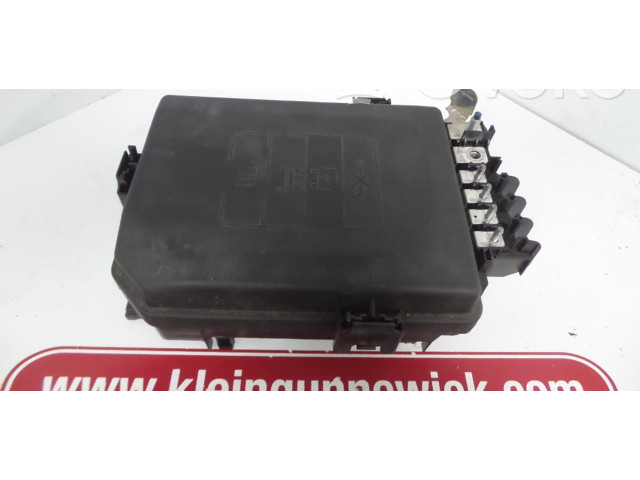 Блок предохранителей 39040852 Vauxhall Astra K