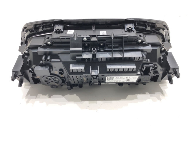 Панель приборов 3V0920790H Skoda Superb B8 (3V)
