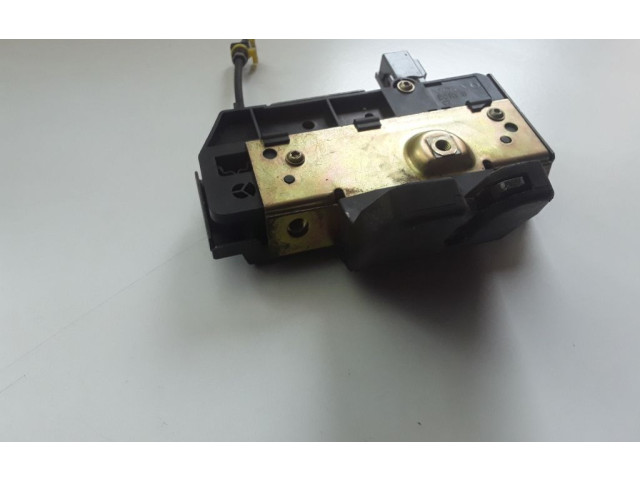 Замок багажника 31253053 Volvo XC90 2007 - 2014 года