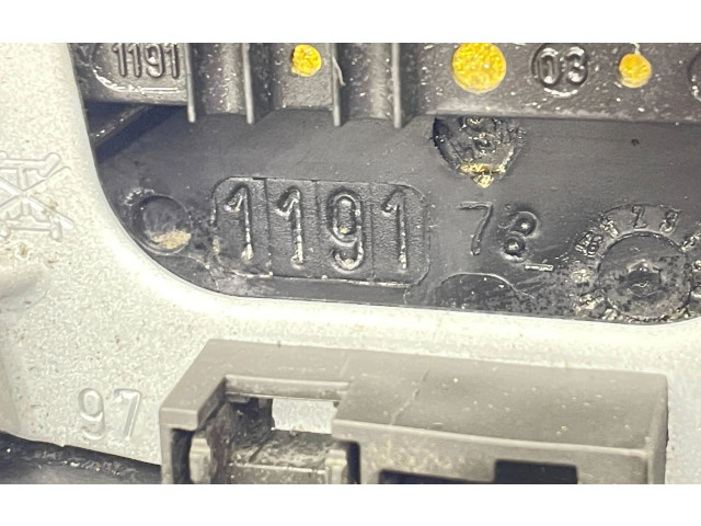 Руль Audi A6 S6 C5 4B 1997 - 2005 года 10671, 1191357