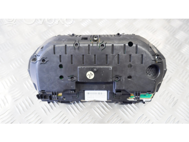 Přístrojová deska BMW X1 F48 F49 2019 9295445