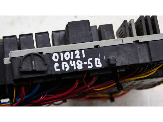 Блок предохранителей 9401802 Volvo XC90