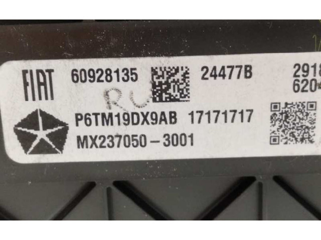 Блок управления климат-контролем 60928135, P6TM19DX9AB   Jeep Compass
