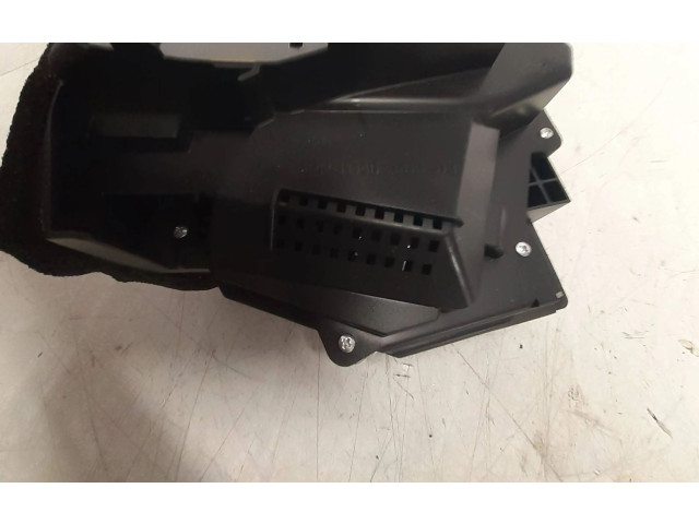 Дисплей    8611048600   Lexus RX 450H