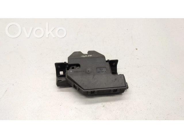 Zámek zadních dveří 8196401 BMW 3 E46 2003