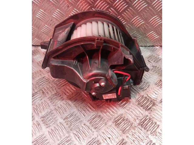 Вентилятор печки    4F0820521A   Audi A6 S6 C6 4F