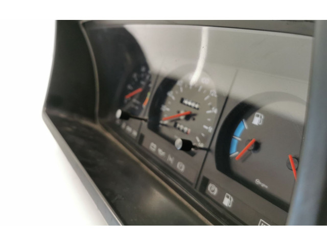 Панель приборов    Seat Ibiza I (021A)       