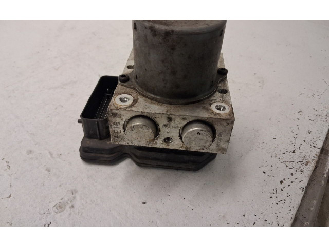 Блок управления АБС 589102P970   KIA Sorento