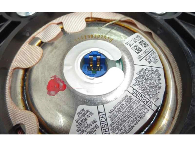 Подушка безопасности водителя    Dacia Duster