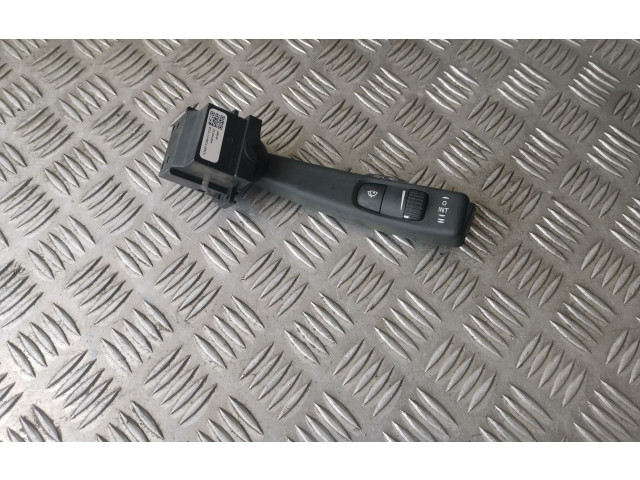 Ручка стеклоочистителей 31264354   Volvo V70