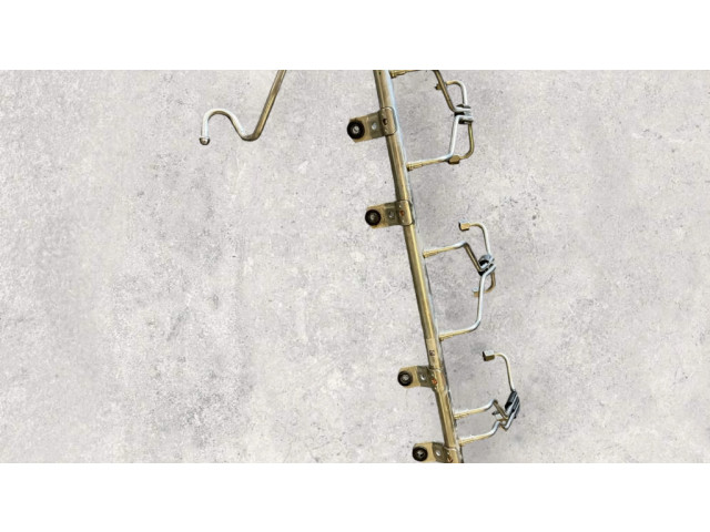 Топливная рампа 7576779   BMW 3 GT F34 3.0 