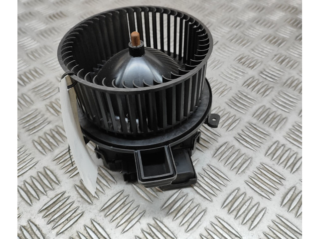 Вентилятор печки 4M1820021A, C24245106 Audi A5