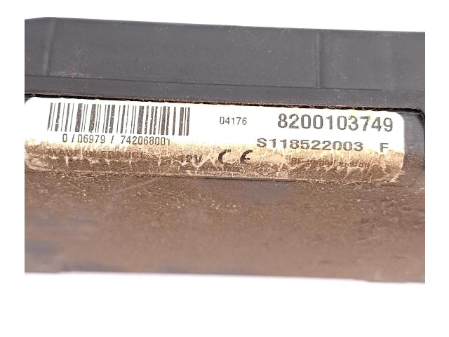 Комплект блоков управления 8200334540, 8200412768   Renault Clio II