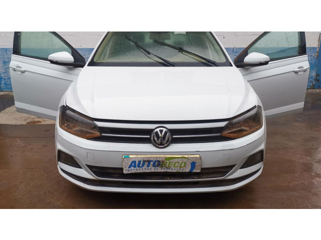 Радиатор охлаждающей жидкости    Volkswagen Polo