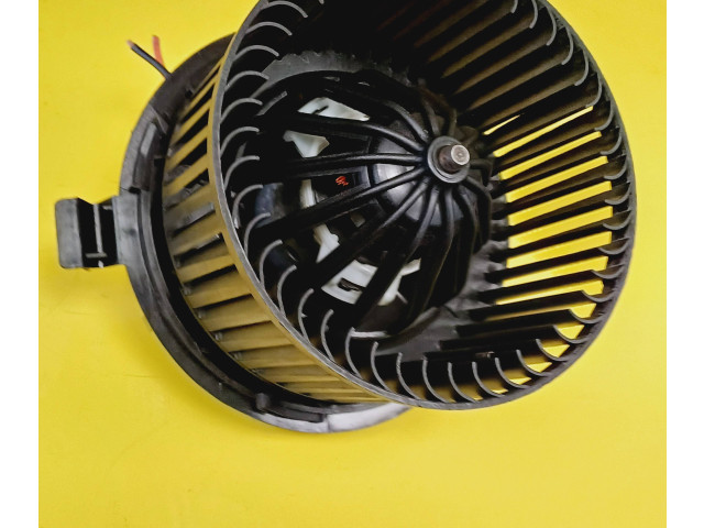 Вентилятор печки       Renault Clio III