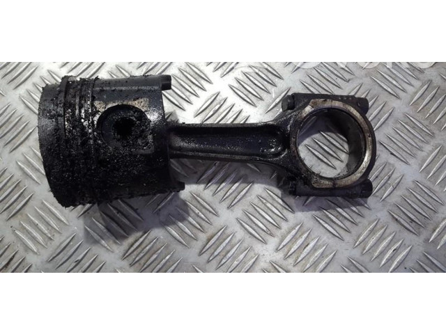 Поршень с шатуном Peugeot 406