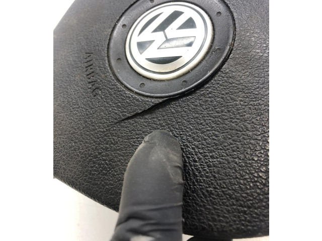 Подушка безопасности водителя 2K0880201F, 2K0880201F Volkswagen Caddy