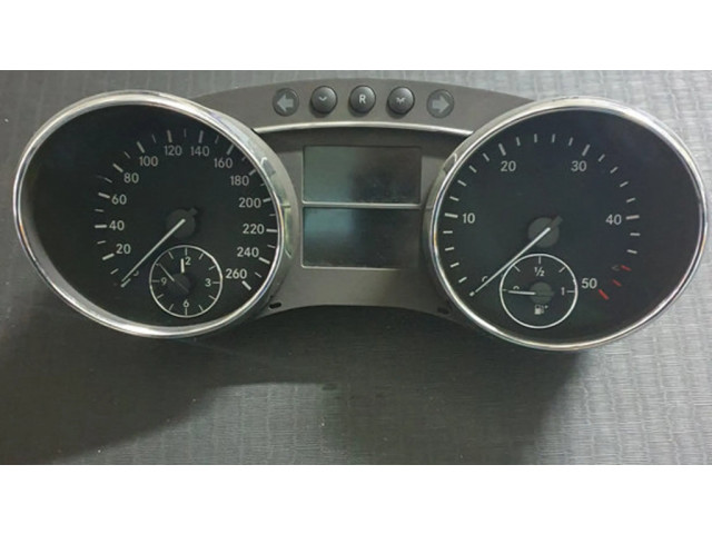 Панель приборов A2515409847, A2C53118442 Mercedes-Benz R W251