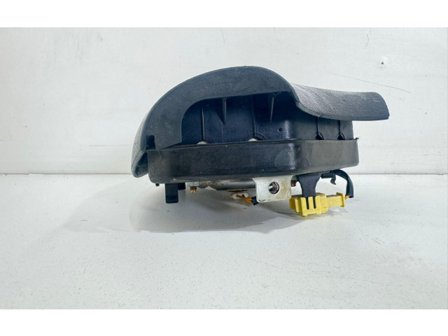 Подушка безопасности водителя Toyota Corolla Verso E121