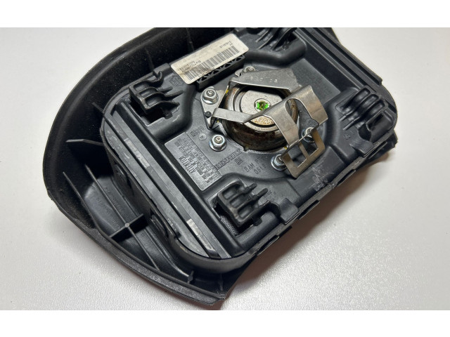 Надувная подушка для руля    Nissan Primastar 2006