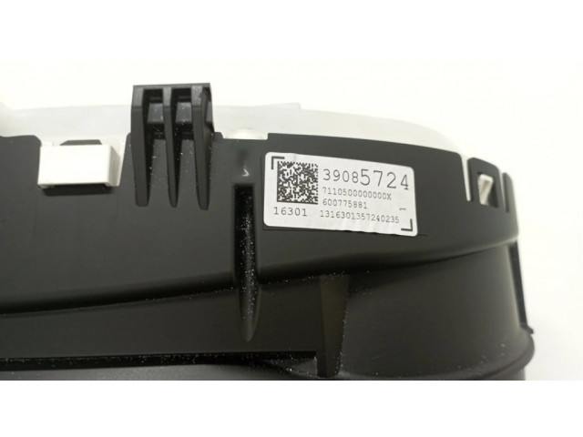 Панель приборов 39085724, 7110500000000X Opel Astra K