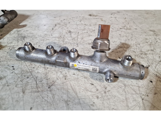 Топливная рампа 059130090AH Audi A5 8T 8F для двигателя CCWA