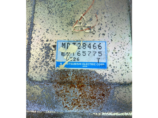 Блок управления двигателем ECU MD328466 Mitsubishi Colt