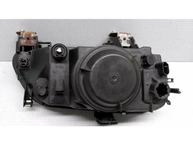 Передняя фара