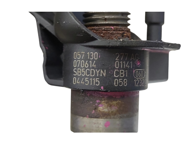 Форсунка 0445115058    Audi A5 8T 8F   