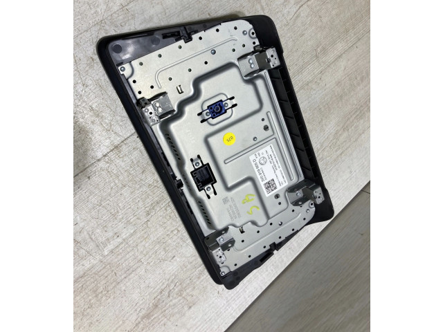 Радио/ проигрыватель CD/DVD / навигация 3V0919605D Skoda Superb B8 (3V)