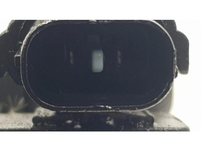 Вентилятор радиатора     977303E000    KIA Sorento 2.5