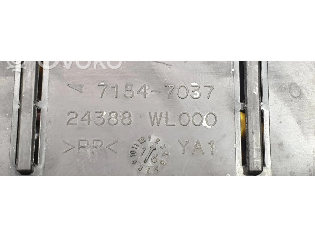 Pojistková skříňka 24388WL000 Nissan NV200 2010