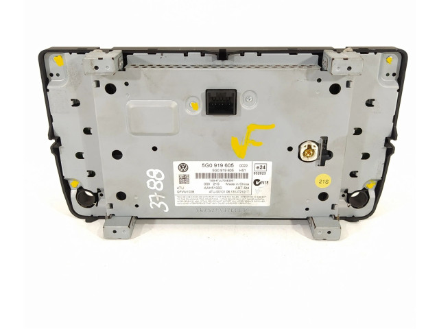 Дисплей 5G0919605 Volkswagen Golf SportWagen