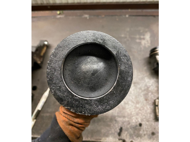  Поршень с шатуном  CFG, CFG  Skoda Superb B6 (3T)  