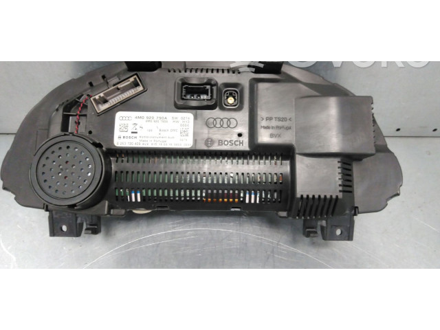 Přístrojová deska Audi Q7 4M 2016 4M0920790A