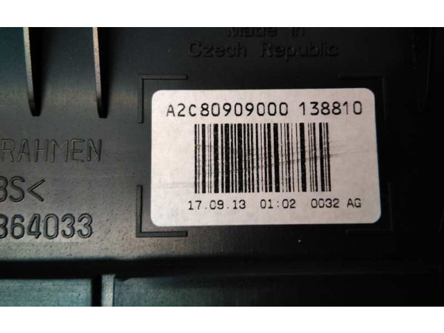 Панель приборов 8U0920930A, E2-A1-24-2 Audi Q3 8U