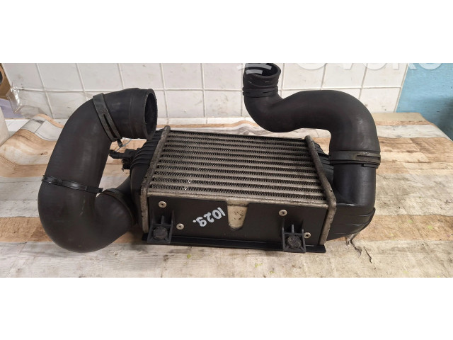 Интеркулер 701145805A, PA66GF30 Volkswagen Transporter - Caravelle T4