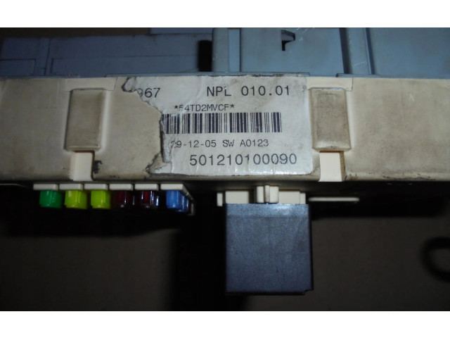 Блок предохранителей 501210100090 Maserati Quattroporte