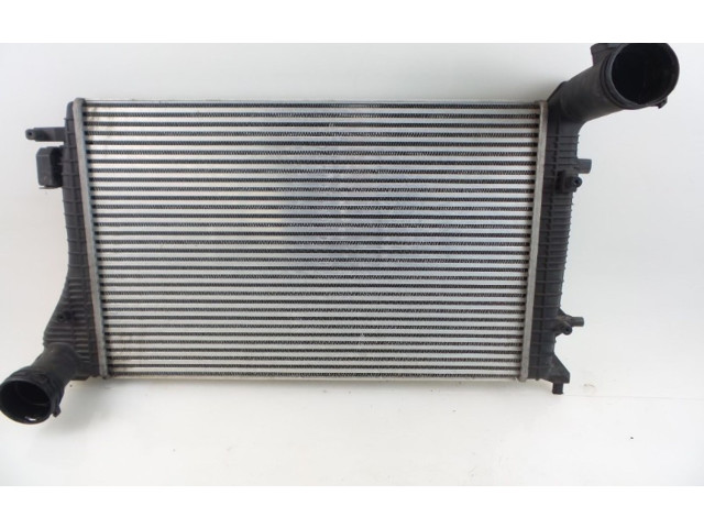 Интеркулер  1K0145803H, 1K0145803H   Volkswagen Touran I 