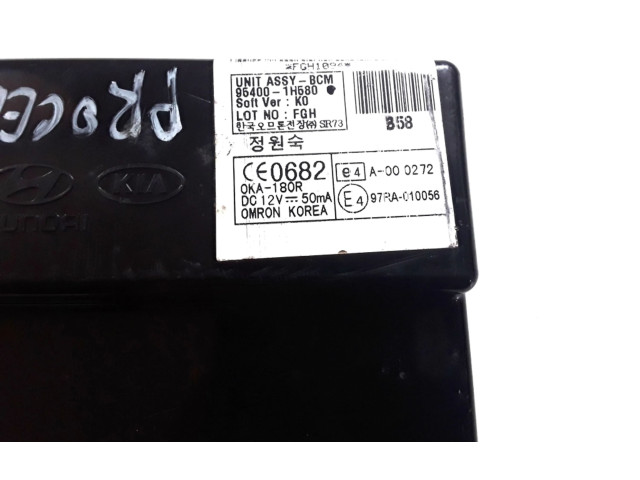 Блок комфорта 954001h580   KIA Ceed   