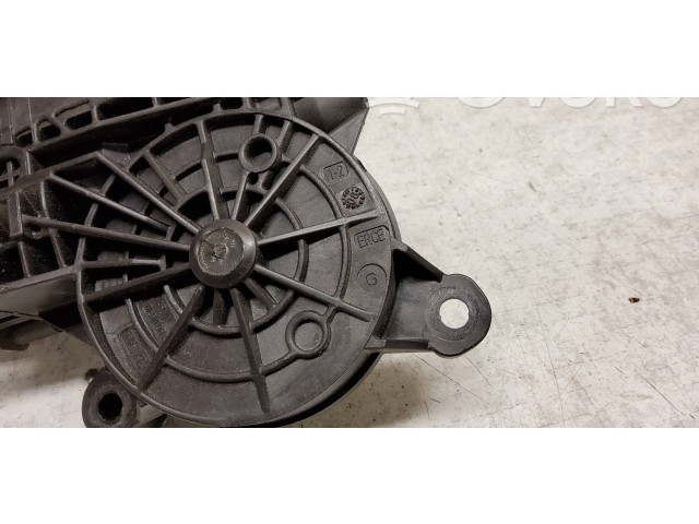 Vstřikovač 6Q1959802, 440881D0   Volkswagen Transporter - Caravelle T5     