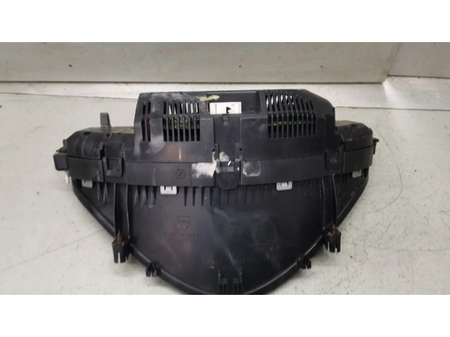 Přístrojová deska  Mercedes-Benz E W211 2004 88311321, 87001502  