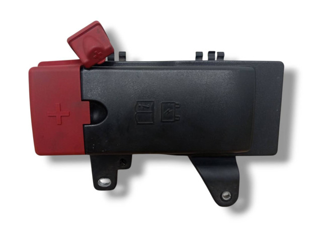 Блок предохранителей GX7314A076AA, P00147268A Jaguar XE