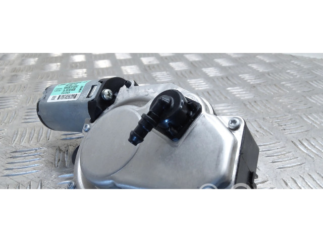 Моторчик заднего дворника 8R0955711C    Audi Q5 SQ5