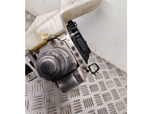 Блок АБС 00522098410, 28554087203   Jeep  Renegade  2014 -  года