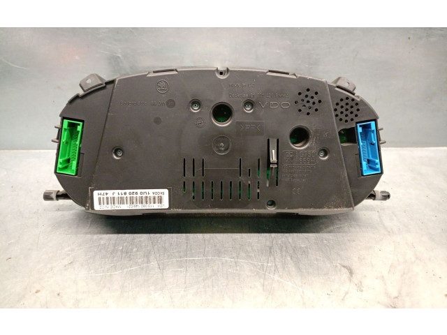 Панель приборов 1U0920811J, 1U1919034QKD0   Skoda Octavia Mk1 (1U)       