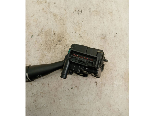 Ручка стеклоочистителей    Suzuki Splash